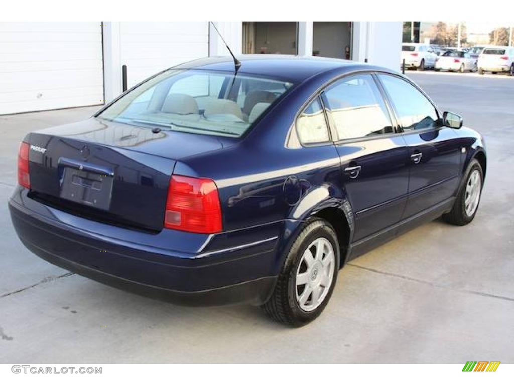 2000 Passat GLS 1.8T Sedan - Indigo Blue Pearl Metallic / Grey photo #10