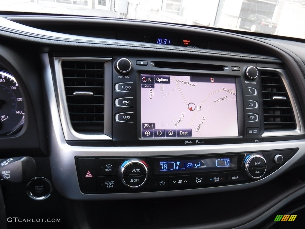 2015 Highlander XLE AWD - Attitude Black Metallic / Black photo #3