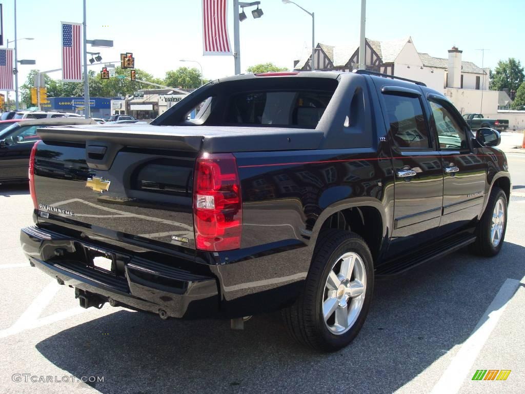 2008 Avalanche LTZ 4x4 - Black / Ebony photo #7