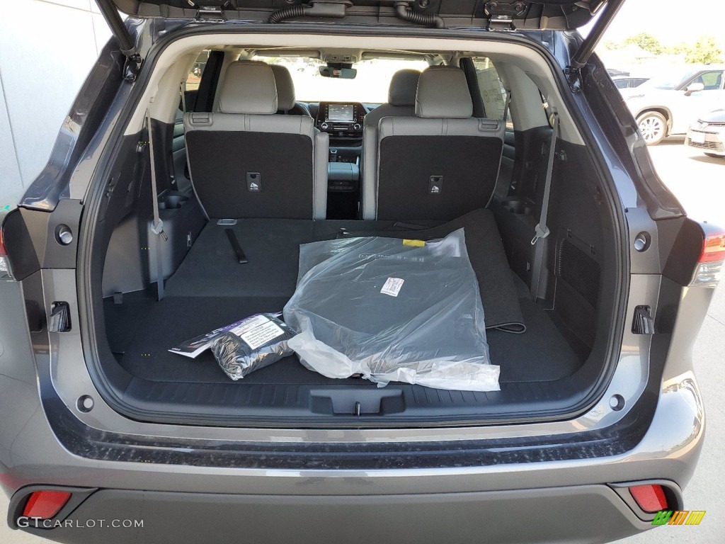 2021 Toyota Highlander XLE Trunk Photo #141744078