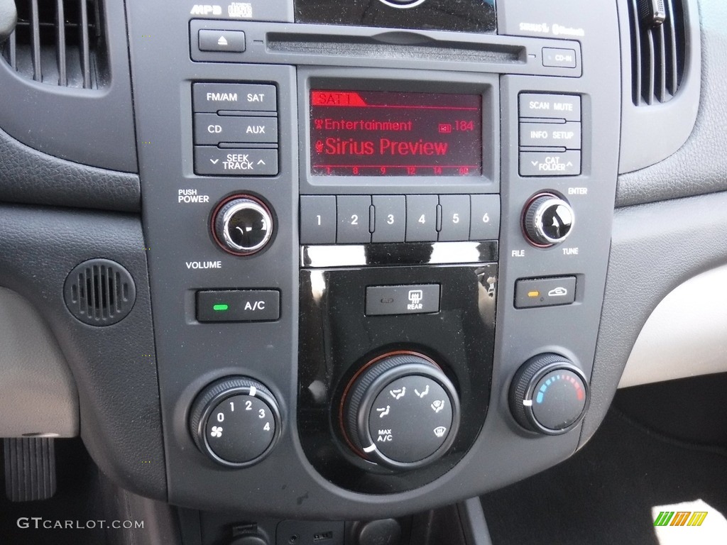 2010 Forte LX - Bright Silver / Stone photo #17