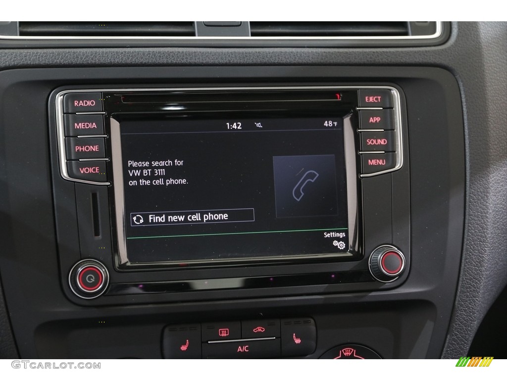 2018 Jetta SE - White Silver Metallic / Titan Black photo #11