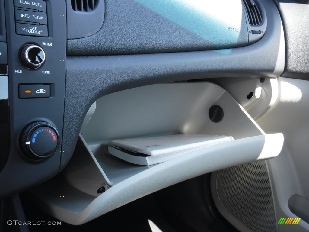 2010 Forte LX - Bright Silver / Stone photo #22