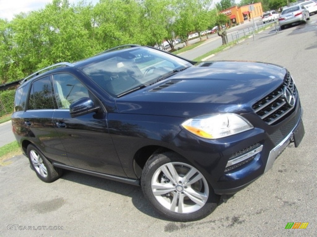 2014 ML 350 4Matic - Lunar Blue Metallic / Almond Beige photo #3