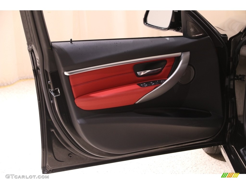 2018 BMW 3 Series 340i xDrive Sedan Coral Red Door Panel Photo #141746651
