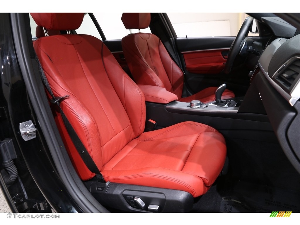 2018 BMW 3 Series 340i xDrive Sedan Front Seat Photos