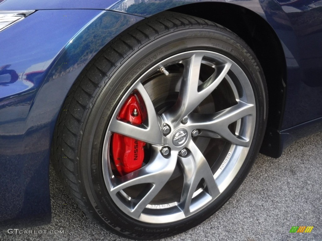 2017 Nissan 370Z Touring Coupe Wheel Photos