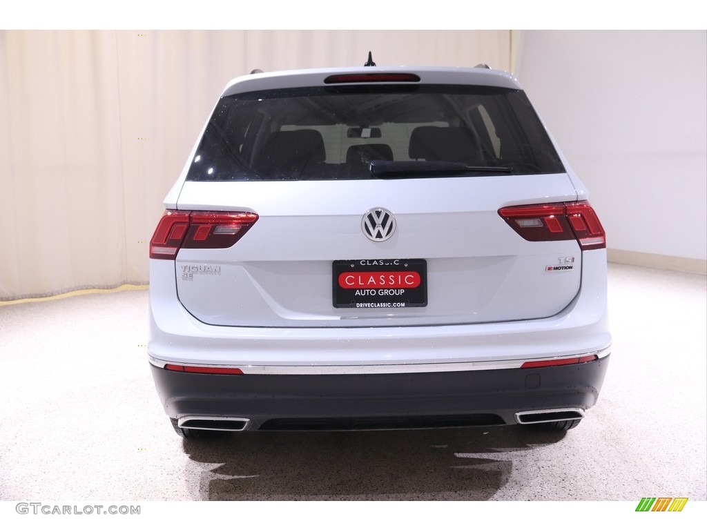 2018 Tiguan SE 4MOTION - White Silver Metallic / Titan Black photo #16