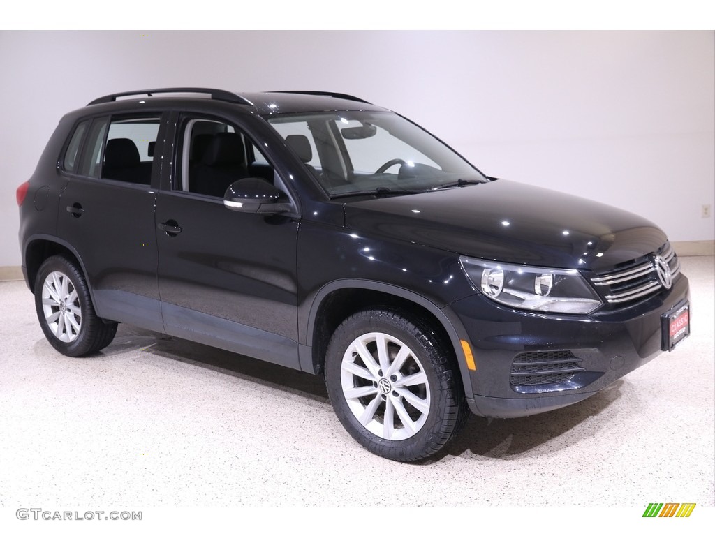 2017 Tiguan Limited 2.0T 4Motion - Deep Black Pearl / Charcoal photo #1