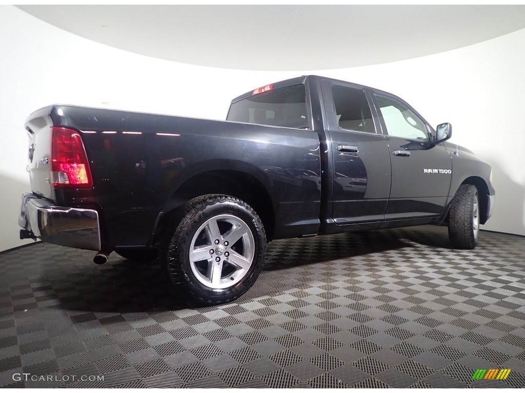 2011 Ram 1500 ST Quad Cab 4x4 - Brilliant Black Crystal Pearl / Dark Slate Gray/Medium Graystone photo #14