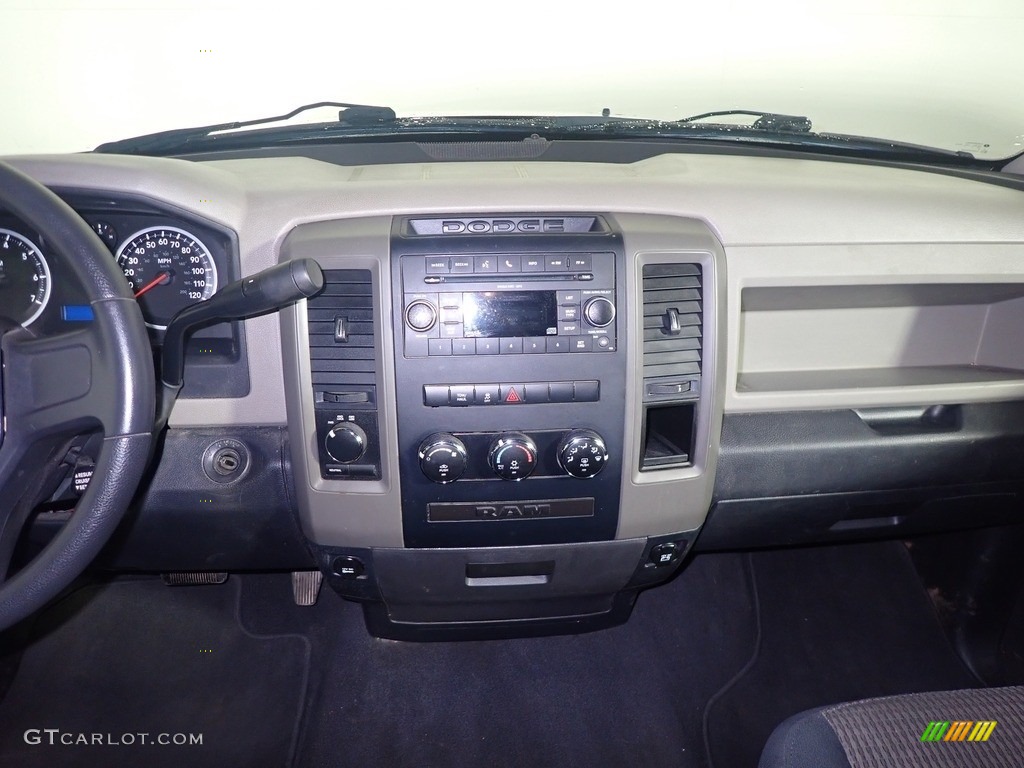 2011 Ram 1500 ST Quad Cab 4x4 - Brilliant Black Crystal Pearl / Dark Slate Gray/Medium Graystone photo #23