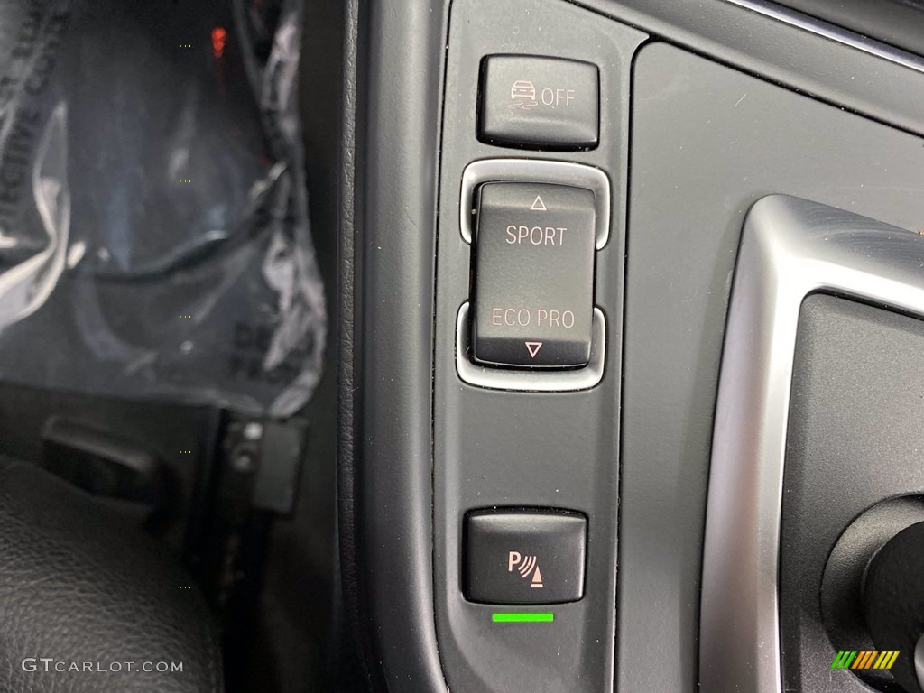 2018 3 Series 320i Sedan - Glacier Silver Metallic / Black photo #27