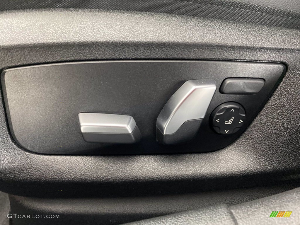 2021 5 Series 530i Sedan - Black Sapphire Metallic / Black photo #11