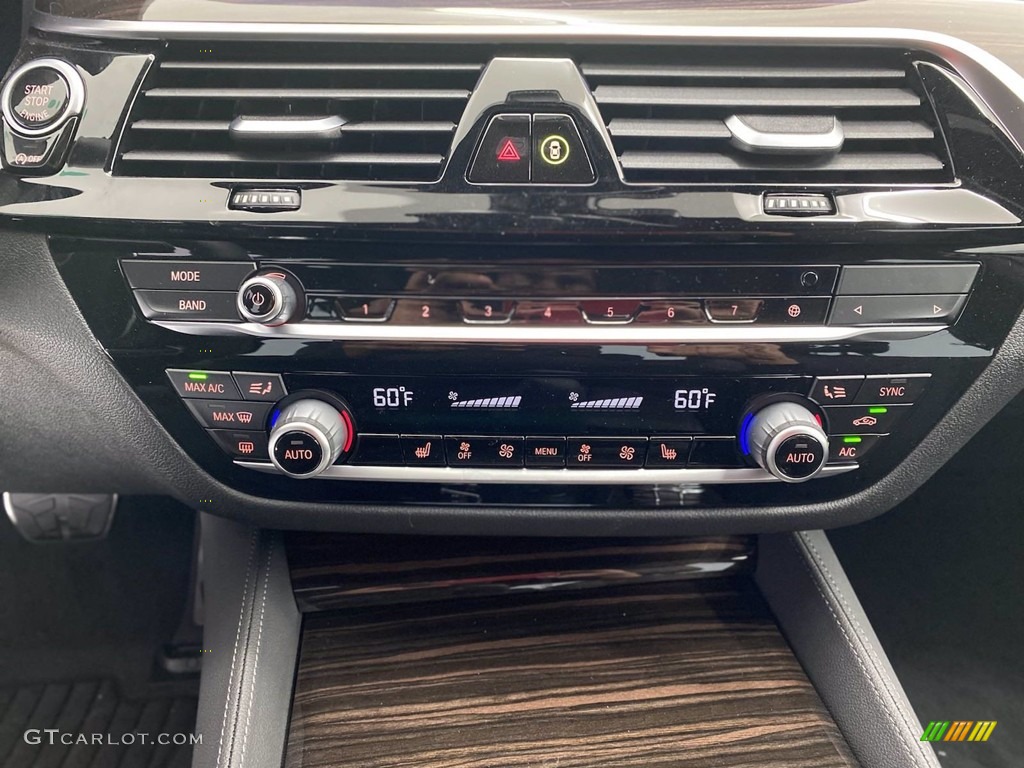 2021 5 Series 530i Sedan - Black Sapphire Metallic / Black photo #21