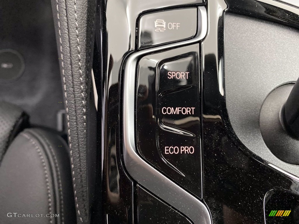 2021 5 Series 530i Sedan - Black Sapphire Metallic / Black photo #23