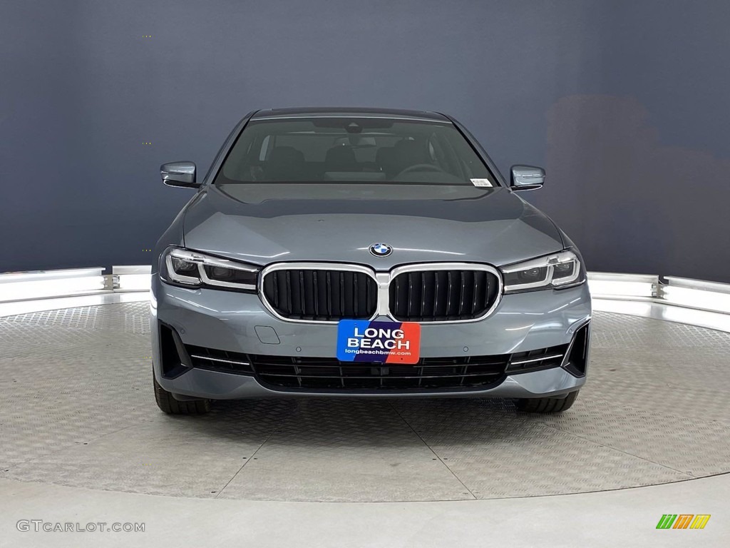 2021 5 Series 530e Sedan - Bluestone Metallic / Black photo #2