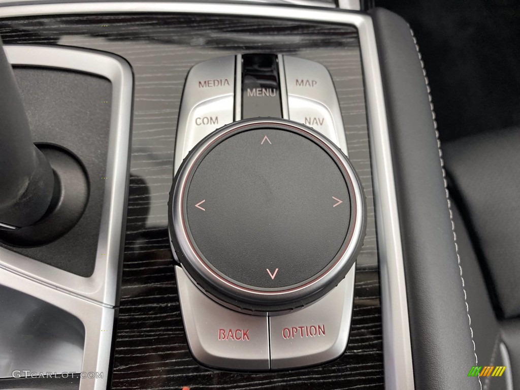 2021 7 Series 740i Sedan - Cashmere Silver Metallic / Black photo #24