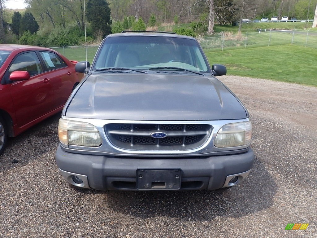 1999 Explorer XLT 4x4 - Black Clearcoat / Dark Graphite photo #4