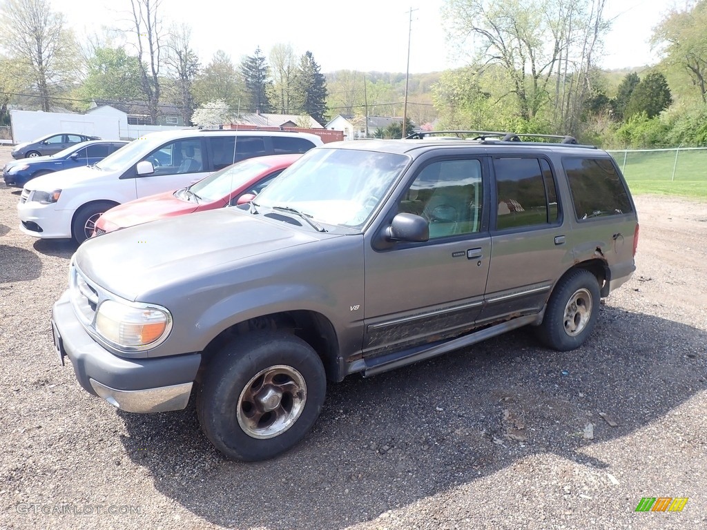 1999 Explorer XLT 4x4 - Black Clearcoat / Dark Graphite photo #8