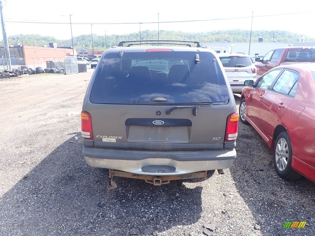 1999 Explorer XLT 4x4 - Black Clearcoat / Dark Graphite photo #11