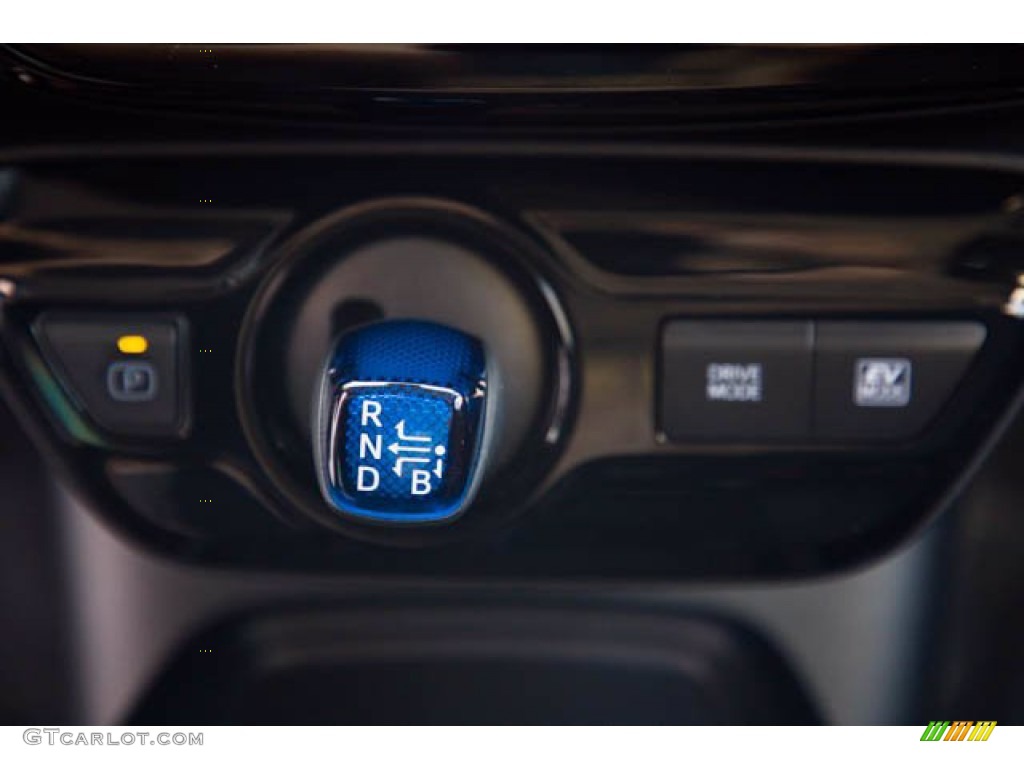 2021 Toyota Prius L Eco ECVT Automatic Transmission Photo #141760182