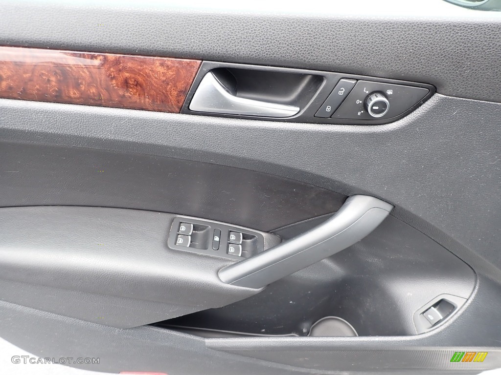 2012 Passat 2.5L SEL - Candy White / Titan Black photo #20