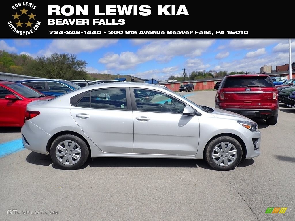 Silky Silver Kia Rio