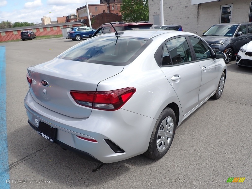 2021 Rio LX - Silky Silver / Black photo #2