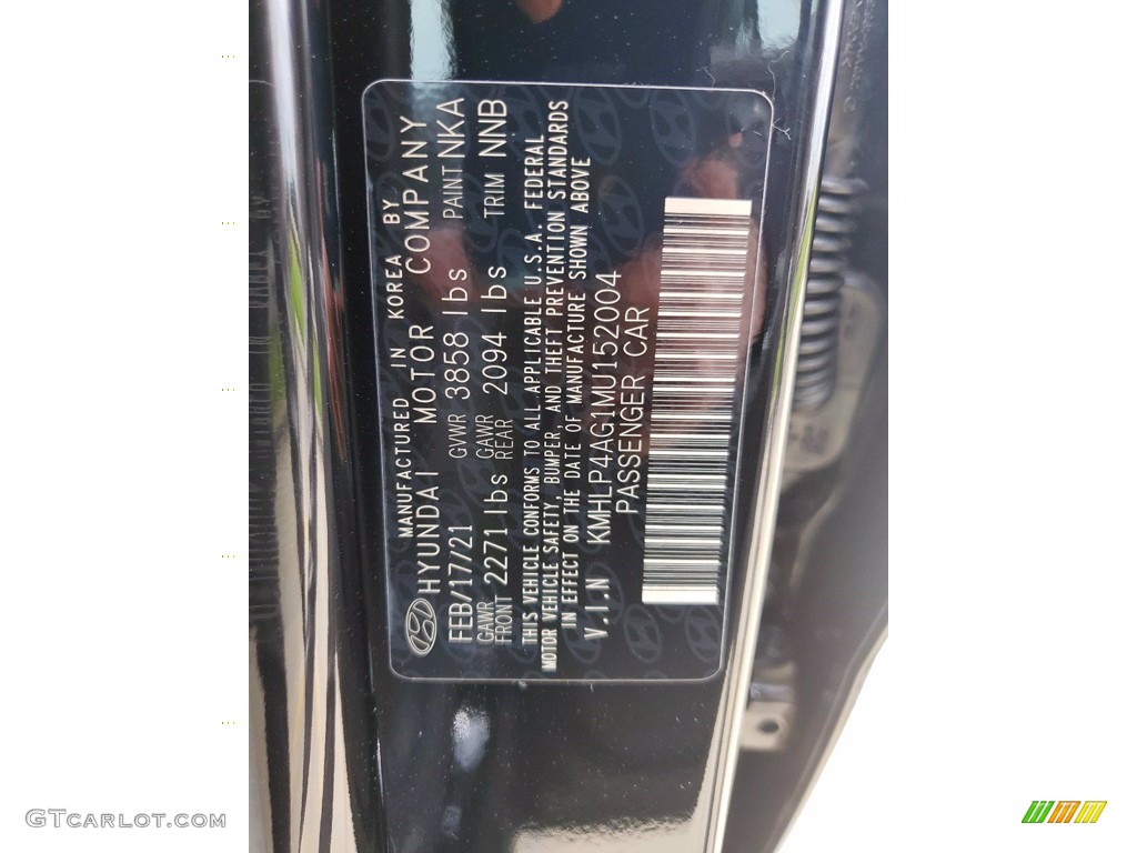 2021 Elantra Limited - Phantom Black / Black photo #25