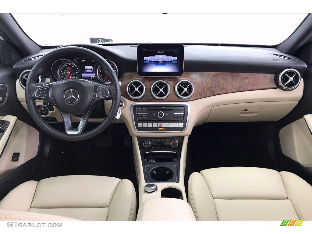 Sahara Beige Interior 2018 Mercedes-Benz GLA 250 4Matic Photo #141768734