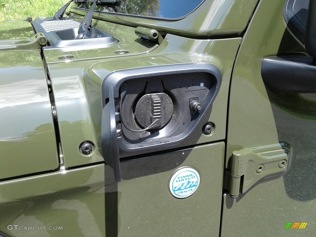 2021 Jeep Wrangler Unlimited Sahara 4xe Hybrid Marks and Logos Photos