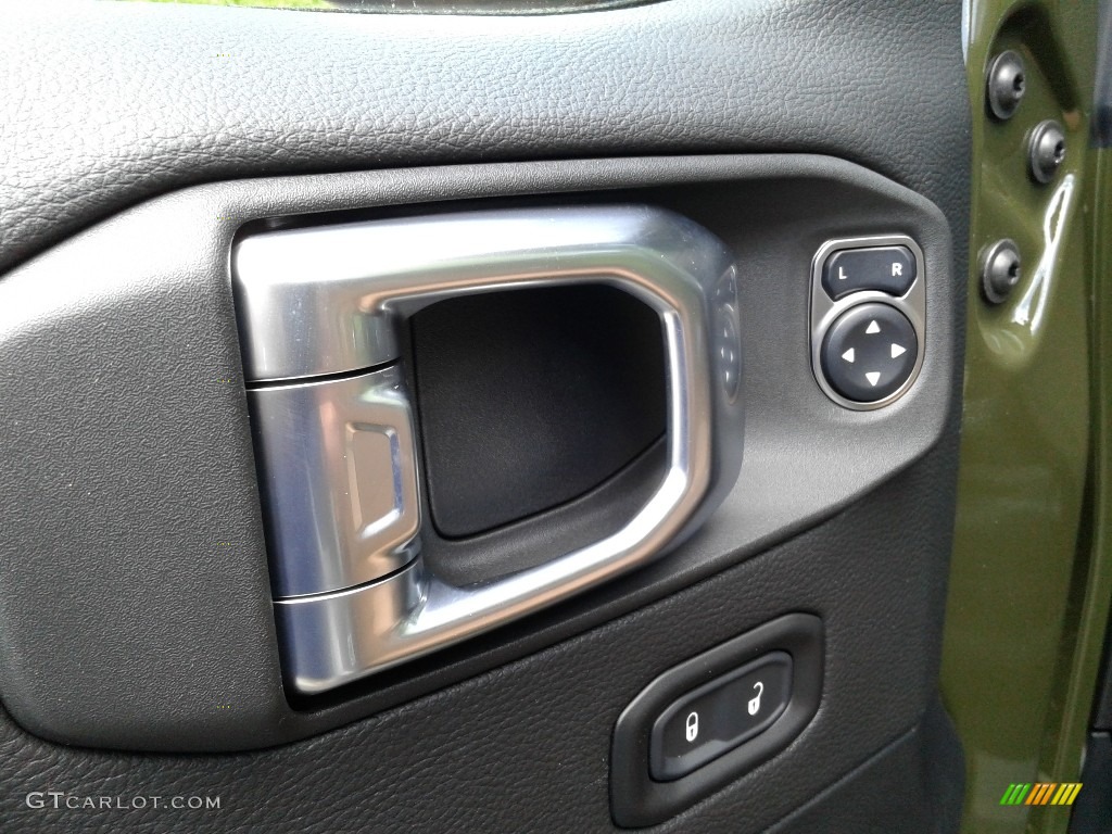 2021 Jeep Wrangler Unlimited Sahara 4xe Hybrid Controls Photo #141769658