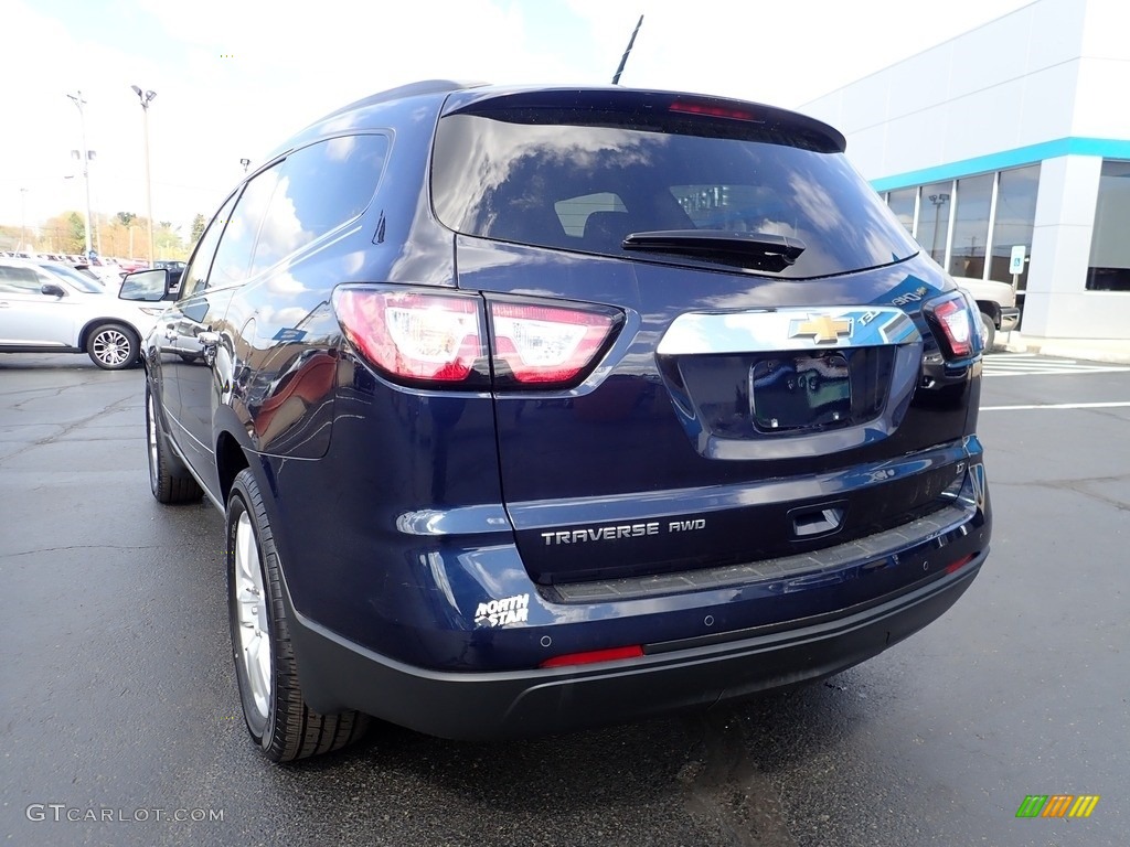 2017 Traverse LT AWD - Blue Velvet Metallic / Ebony photo #5