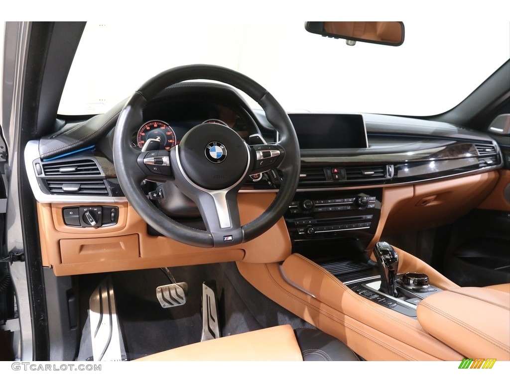 2018 BMW X6 xDrive50i Front Seat Photo #141773372