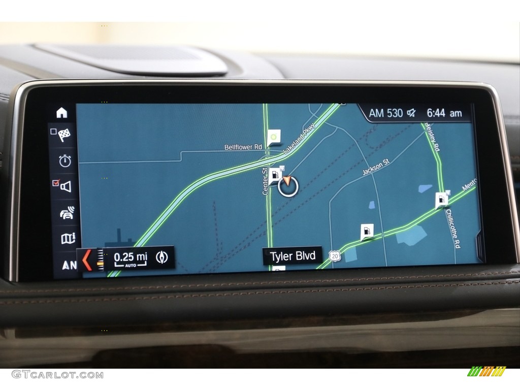 2018 BMW X6 xDrive50i Navigation Photos