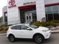 Super White - RAV4 XLE AWD Photo No. 2