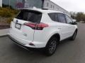 Super White - RAV4 XLE AWD Photo No. 17