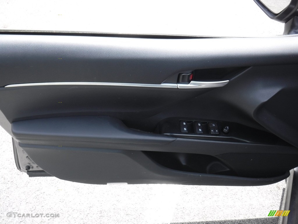 2018 Camry SE - Predawn Gray Mica / Black photo #20