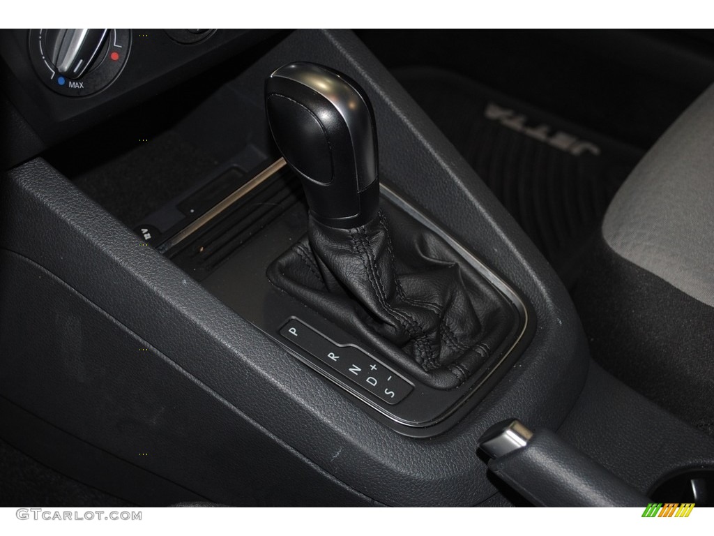 2018 Jetta S - Silk Blue Metallic / Black/Palladium Gray photo #13
