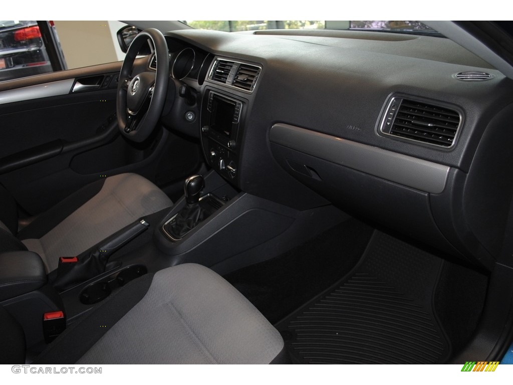 2018 Jetta S - Silk Blue Metallic / Black/Palladium Gray photo #19