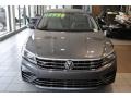 Platinum Gray Metallic - Passat R-Line Photo No. 3