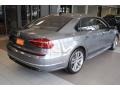 Platinum Gray Metallic - Passat R-Line Photo No. 9