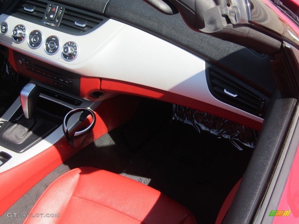 2011 Z4 sDrive30i Roadster - Crimson Red / Coral Red photo #9