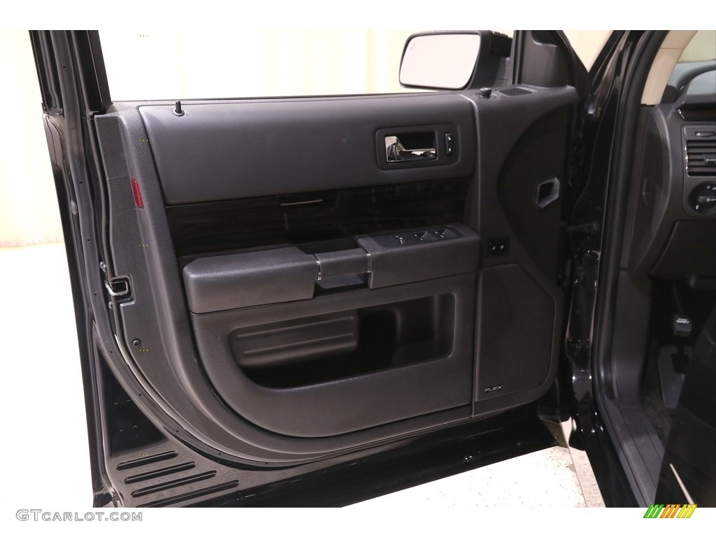 2018 Ford Flex SEL AWD Charcoal Black Door Panel Photo #141780806