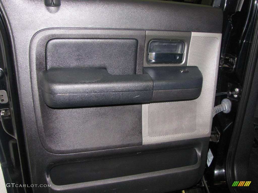 2004 F150 FX4 SuperCrew 4x4 - Black / Dark Flint photo #11