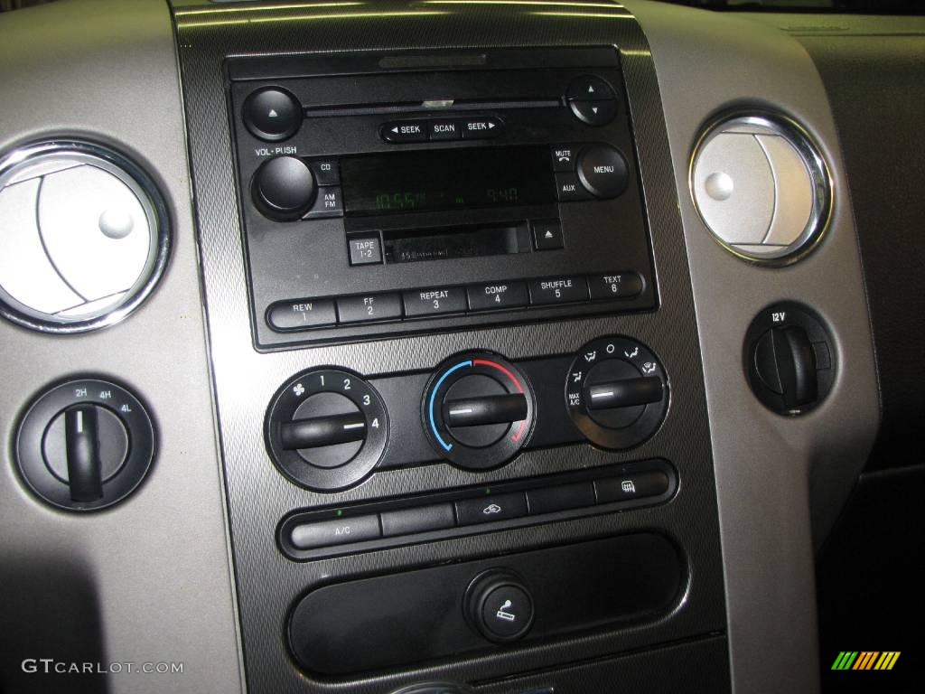 2004 F150 FX4 SuperCrew 4x4 - Black / Dark Flint photo #19