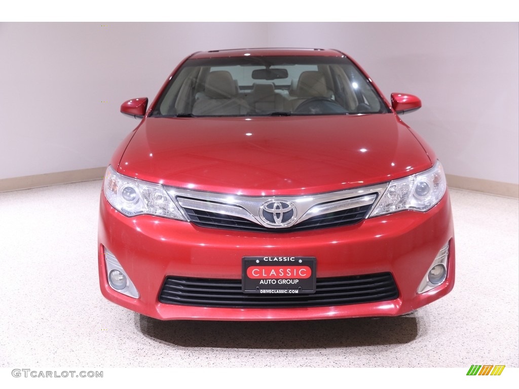 2013 Camry XLE - Barcelona Red Metallic / Ivory photo #2