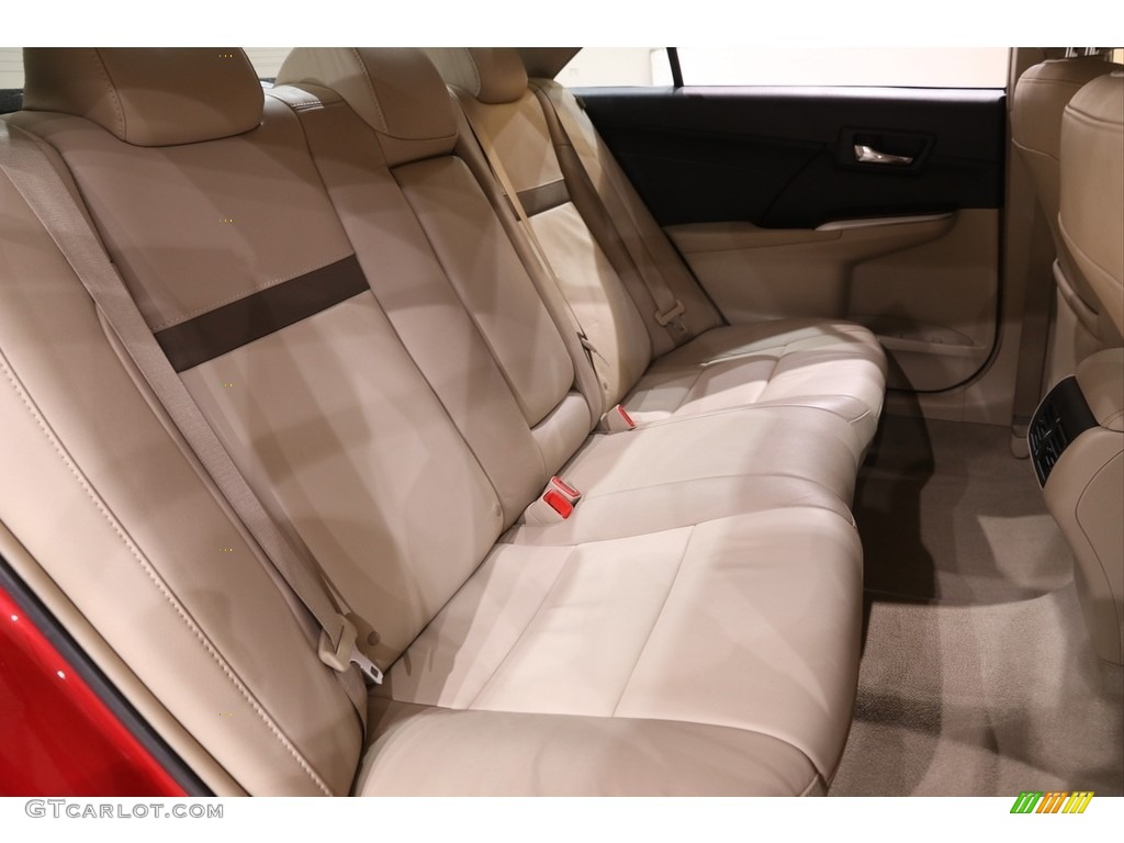 2013 Camry XLE - Barcelona Red Metallic / Ivory photo #15