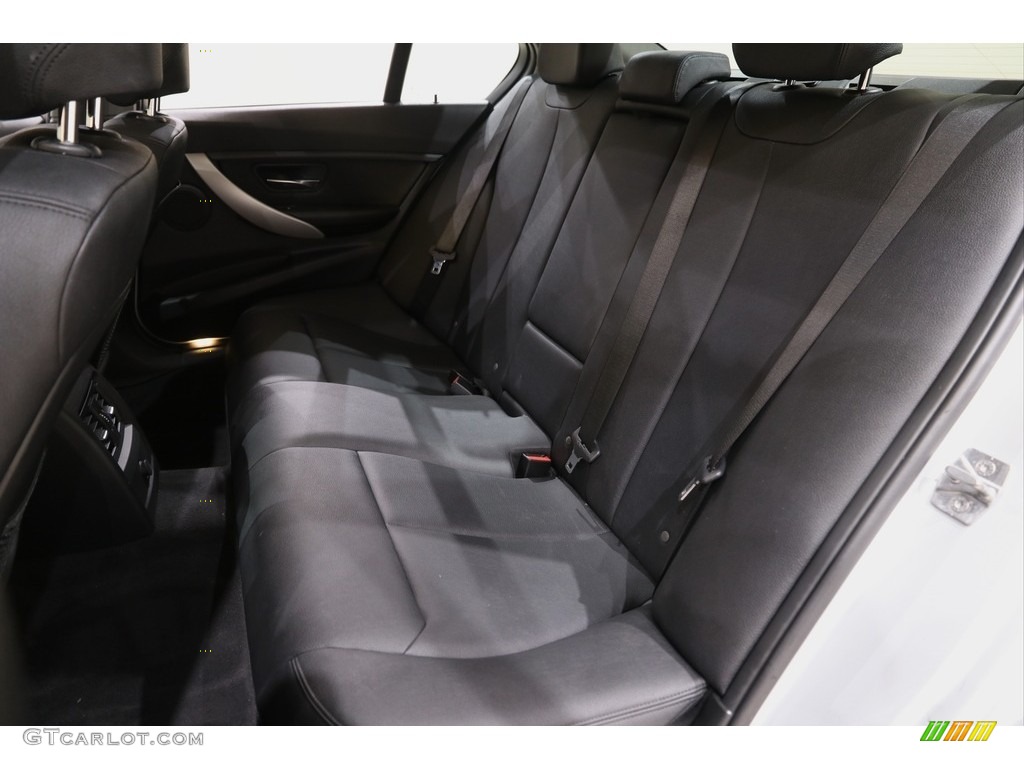 2014 3 Series 320i xDrive Sedan - Glacier Silver Metallic / Black photo #15