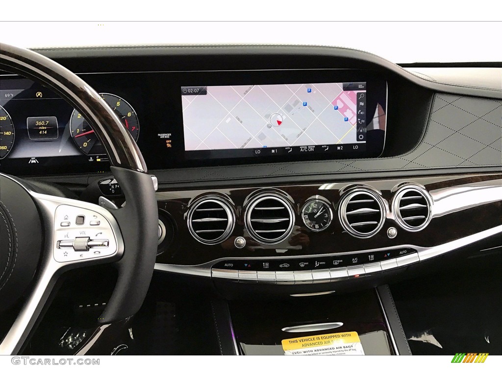 2020 Mercedes-Benz S 560 4Matic Sedan Navigation Photos